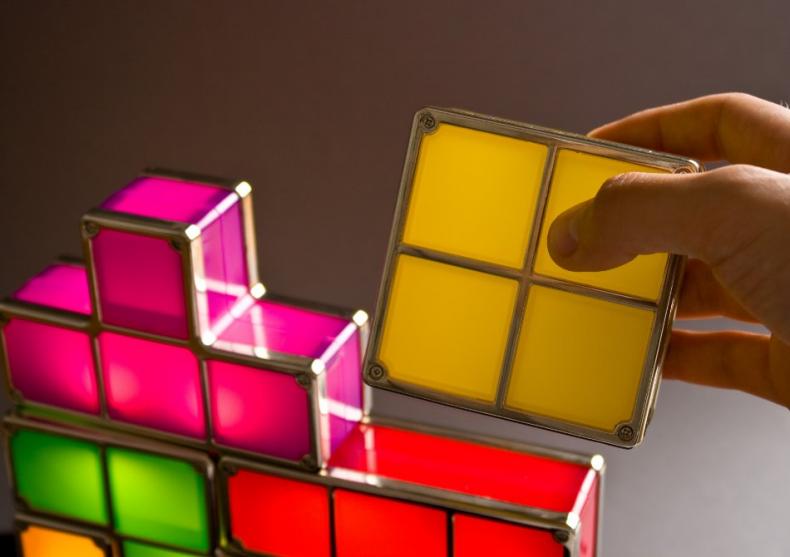 Lampa Tetris — se aprind prin magie nostalgica image