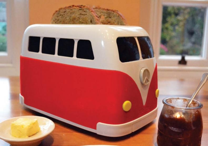 Camper Van Toaster -- Miscarea hippie in bucatarie! image