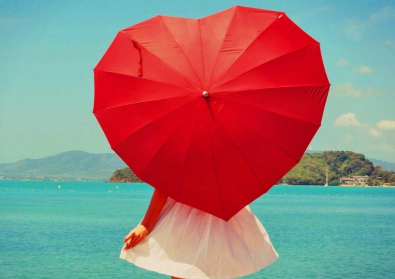 Umbrela Ploaie Inima — o pata de culoare. Be my Valentine, forever! image