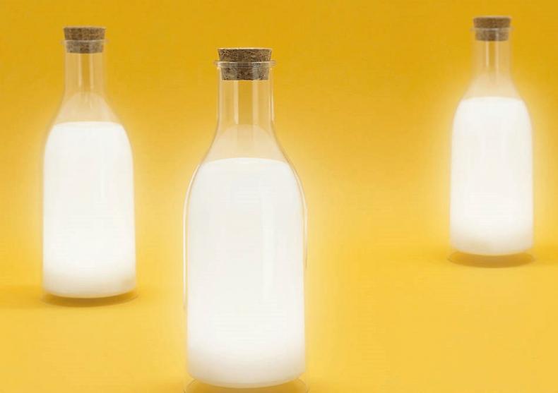 Veioza Sticla de Lapte -- Biscuit, lapte si un somn usor image