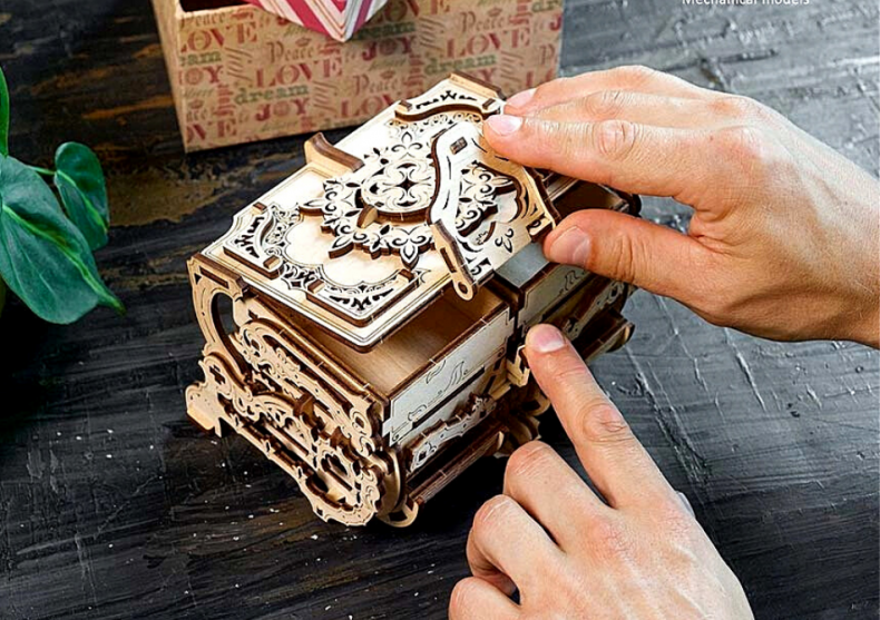 set Rarely Excrement Puzzle 3D mecanic Ugears Cutia antica de bijuterii -- adapost pentru  bijuterii | Smuff® — Magazinul de traZnai