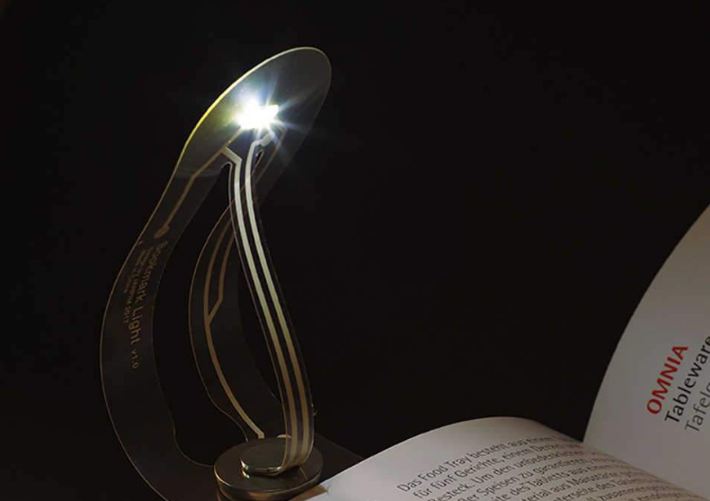 Lampa BookMark - Povesti magice, iluminate! image