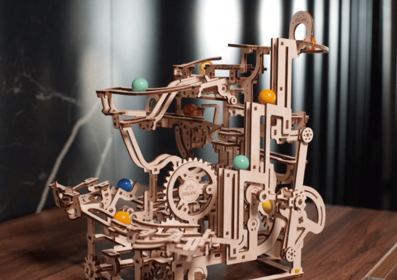 Marble Run Tiered - Model mecanic din lemn image