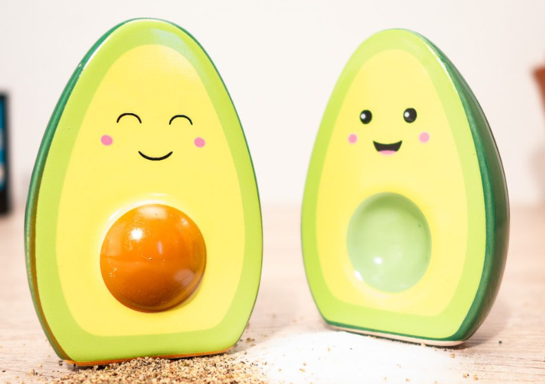 Happy avocado -- Transformati unul in doua, din verde in galben image