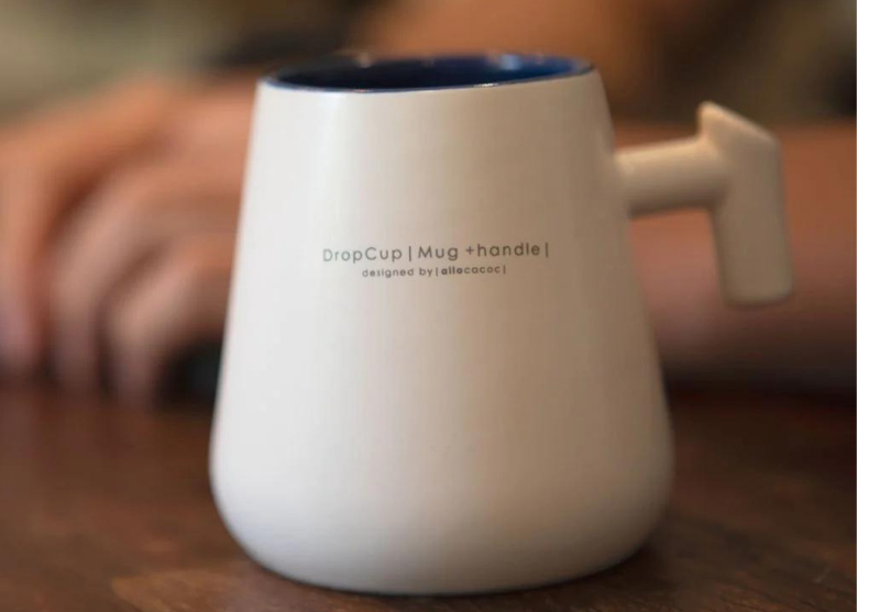 DropCup Mug cu maner - Elementul deluxe langa o cafea image