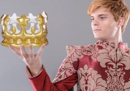 Coroana gonflabila -- Regele traznailor